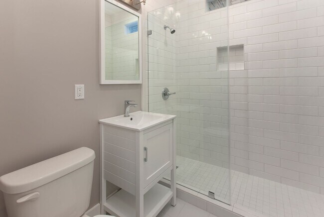 Building Photo - Lower Haight: Recently Renovated Studio w/...