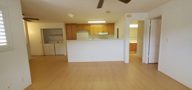 Building Photo - Lalea at Hawaii Kai - Move in Ready One Bedroom, One Bath, Two Parking