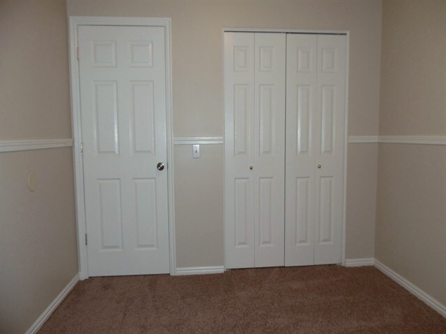 Building Photo - 1859 N 750 W