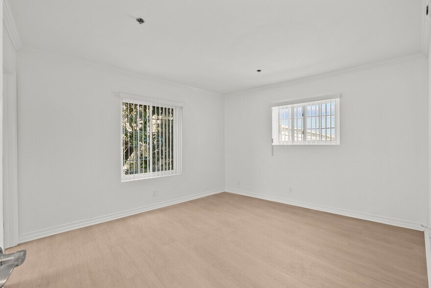 Building Photo - 4401 Sepulveda Blvd