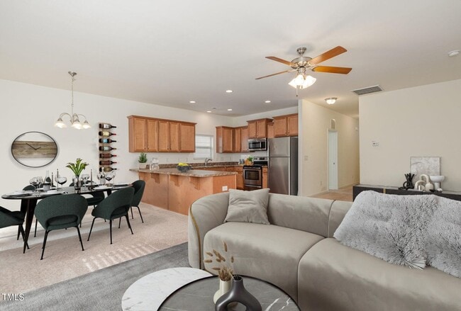 Building Photo - Charming 3 Bedroom Ranch with 1-Car Garage...