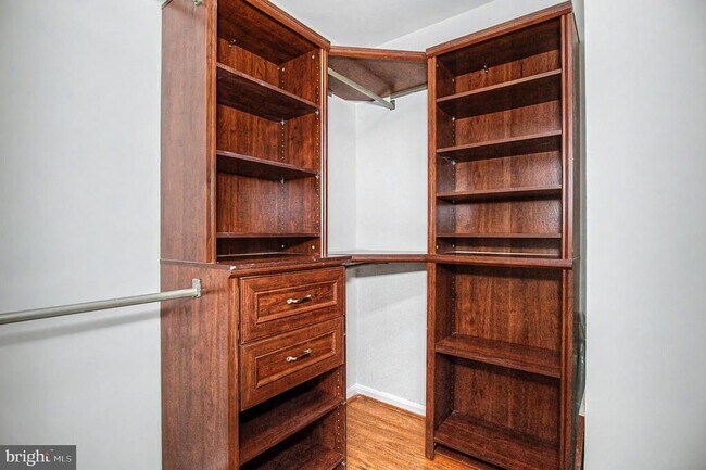 Building Photo - 45527 Grand Central Sq