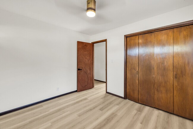 Building Photo - 5611 S Trenton Ave