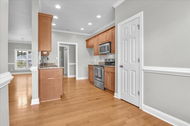 Building Photo - 164 Backfield Pl