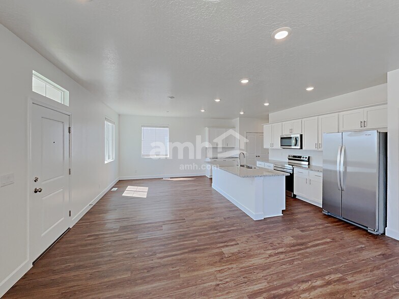 Building Photo - 5902 Verdigris Dr