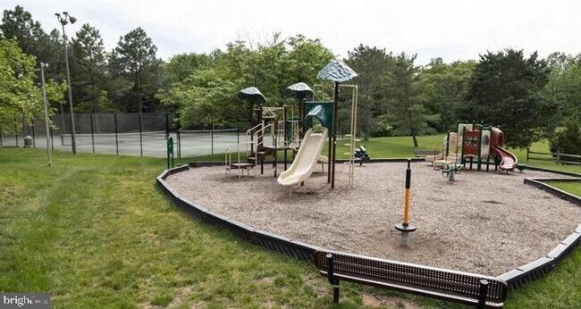 Building Photo - 5812 Orchard Hill Ct