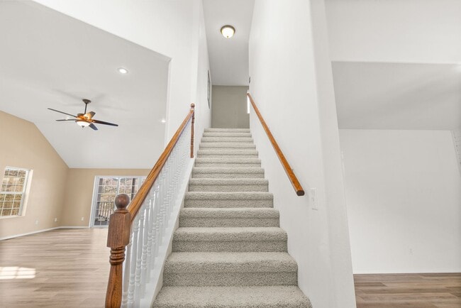 Building Photo - Stunning Kamiah House with Breathtaking Views