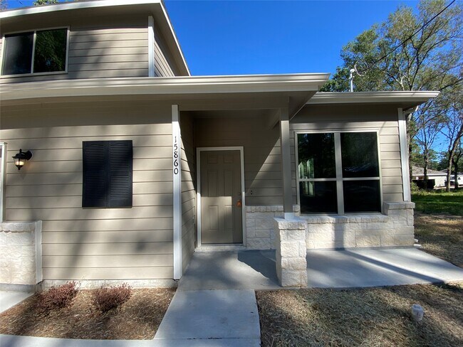 Building Photo - 15860 Pecan Dr