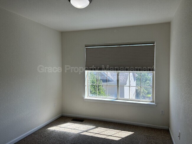 Building Photo - 2938 Uinta St
