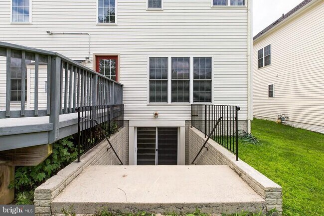 Building Photo - 13646 Sweet Woodruff Ln
