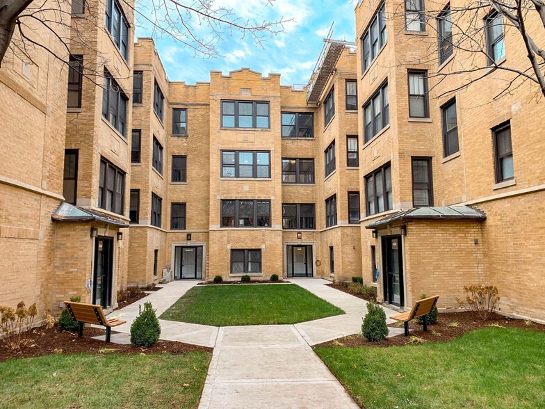 Building Photo - 2620 N Rockwell St
