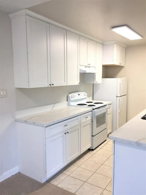 Building Photo - 272 Tradewinds Ct