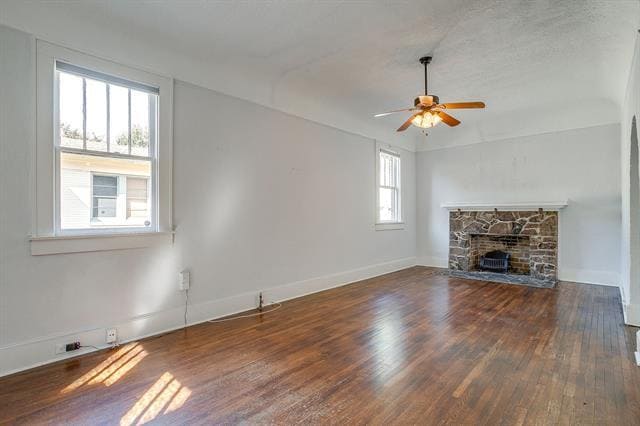 Building Photo - 2312 Mistletoe Ave