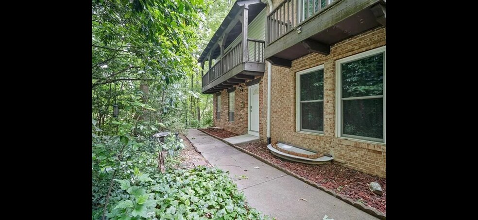Building Photo - 7329 Cardigan Cir