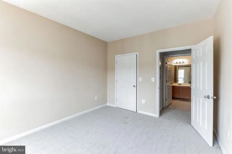 Master Bedroom - 4852 Eisenhower Ave