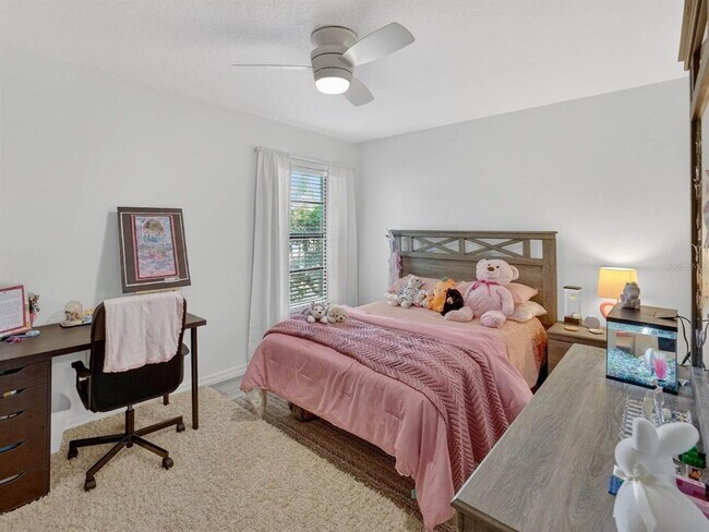 Building Photo - 357 Waterford Cir W