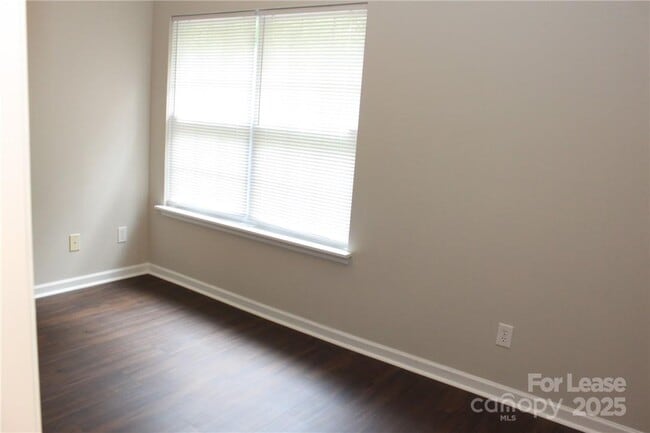 Building Photo - 17013 Turning Stick Ct