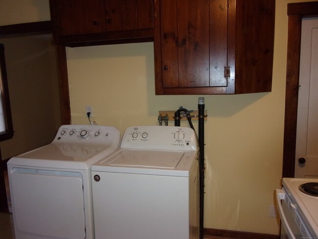 Building Photo - 58 Furnace Ave