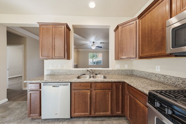 Building Photo - 669 Mission De Oro Dr