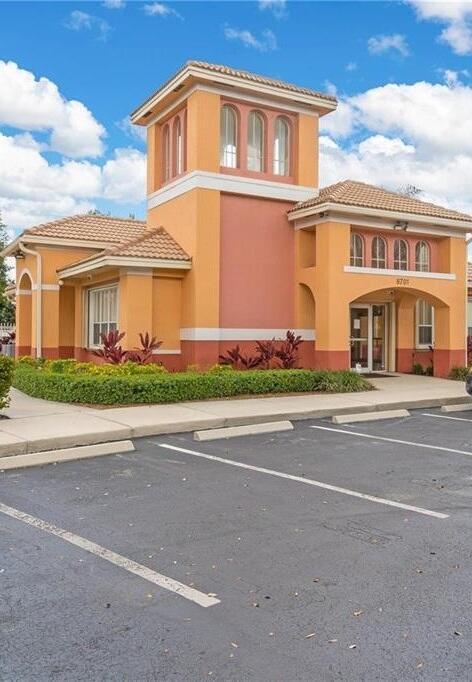 Building Photo - 2140 SW 87th Way
