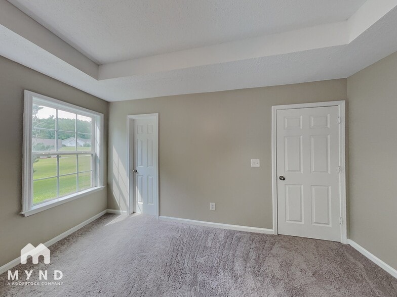 Building Photo - 204 Sunset Ridge Dr