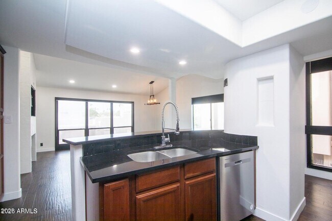 Building Photo - 5621 N 79th St