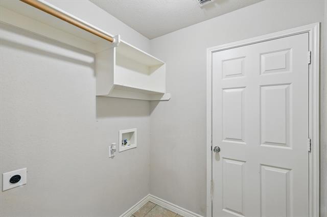 Building Photo - 812 Coppin Dr