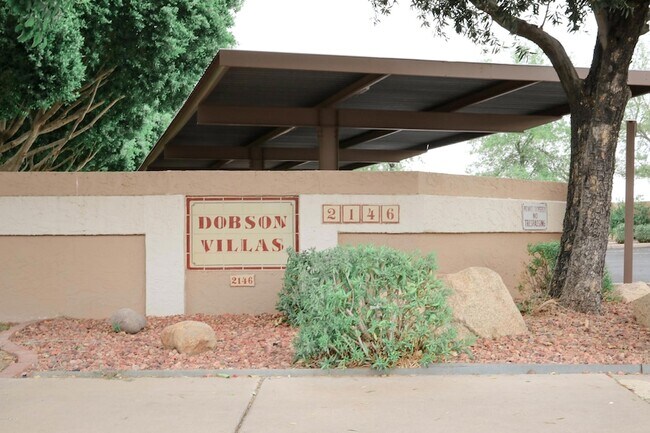Building Photo - 2146 W Isabella Ave