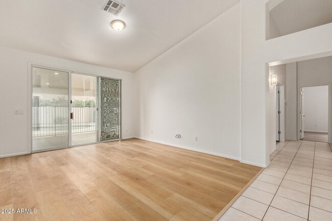 Building Photo - 3331 N Copenhagen Dr