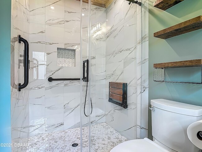 Building Photo - 14 Zollinger Pl