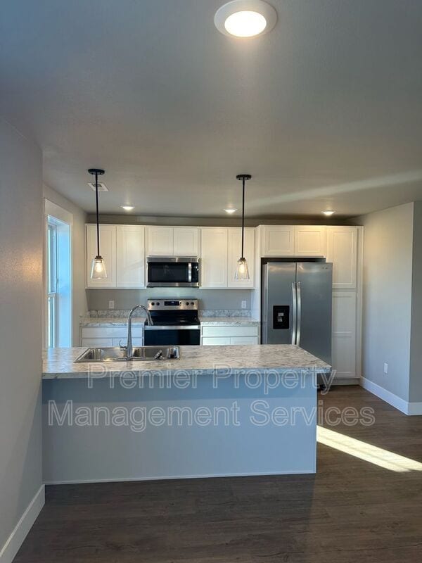Building Photo - 6047 Elysian Rd
