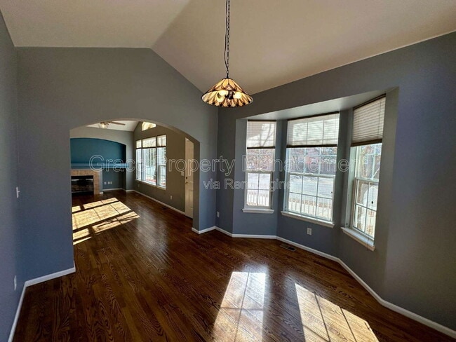 Building Photo - 9064 W Phillips Dr