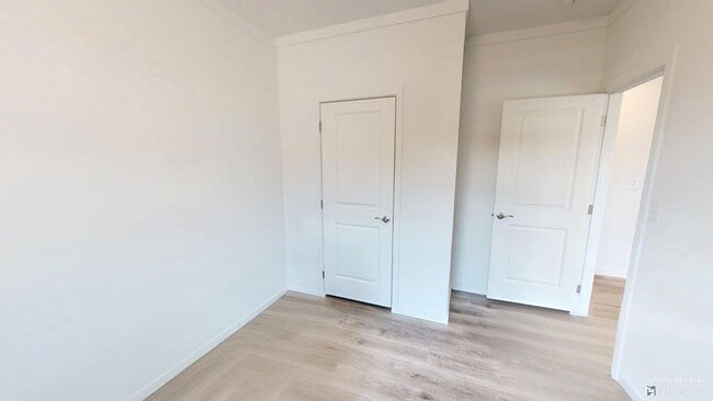 Building Photo - Clean new home in great location. close to downtown, parks, restaurants, shopping