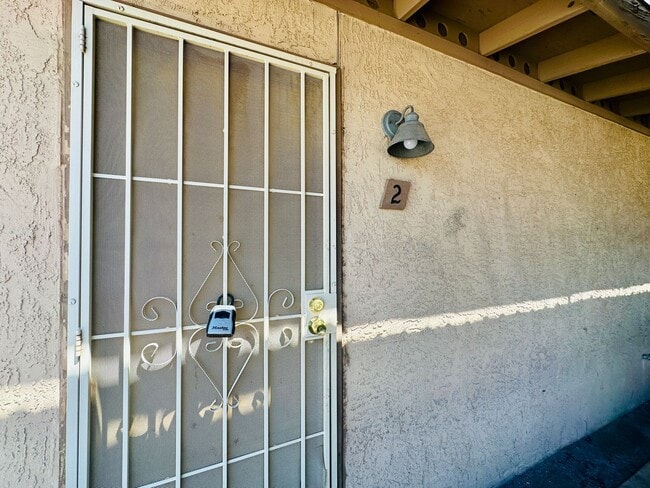 Building Photo - Alamo1185