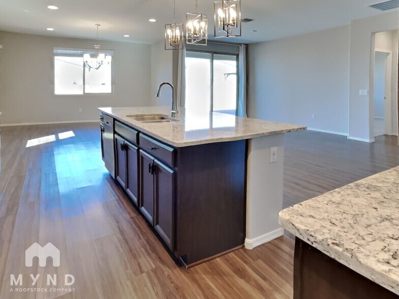 Building Photo - 11588 N Desert Calico Lp