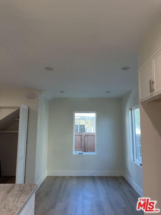 Building Photo - 1546 S Ogden Dr