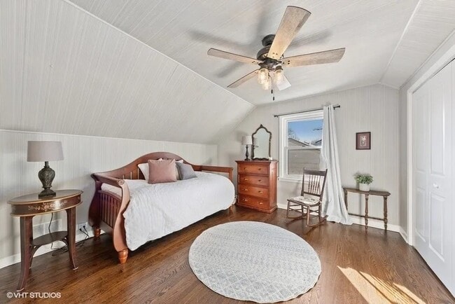 Building Photo - 540 S Evergreen Ave