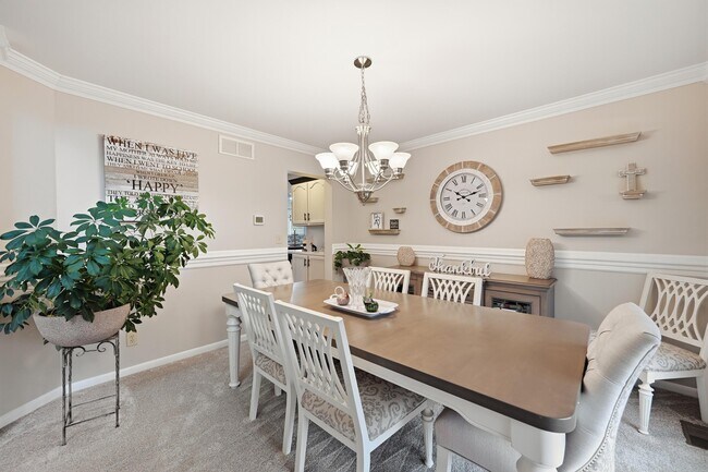 Building Photo - 1815 Mountainview Ct