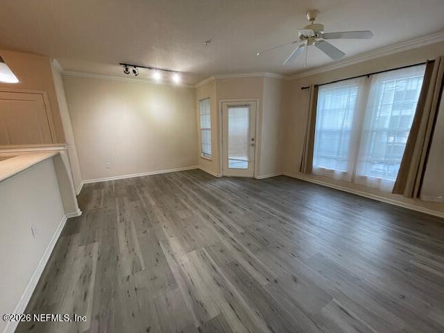 Building Photo - 8290 FL-211