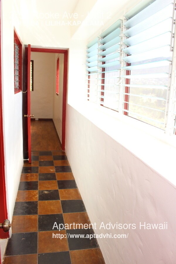 Building Photo - 2756 Rooke Ave