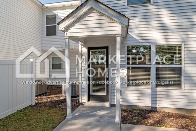 Building Photo - 128 Downsbury Rd