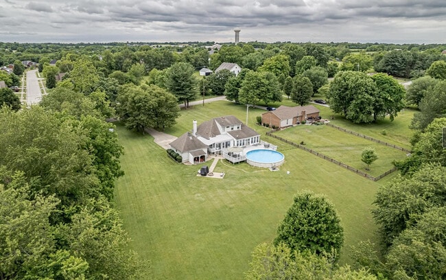 Building Photo - 1645 Burks Branch Rd