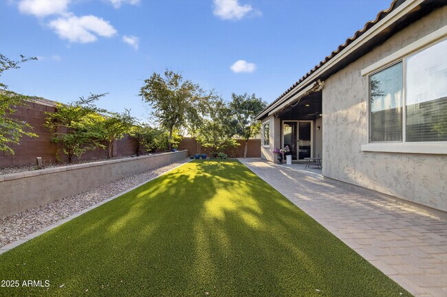 Building Photo - 2609 E Stacey Rd