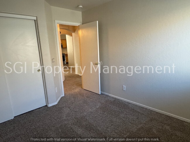 Building Photo - 25860 W Dunlap Rd