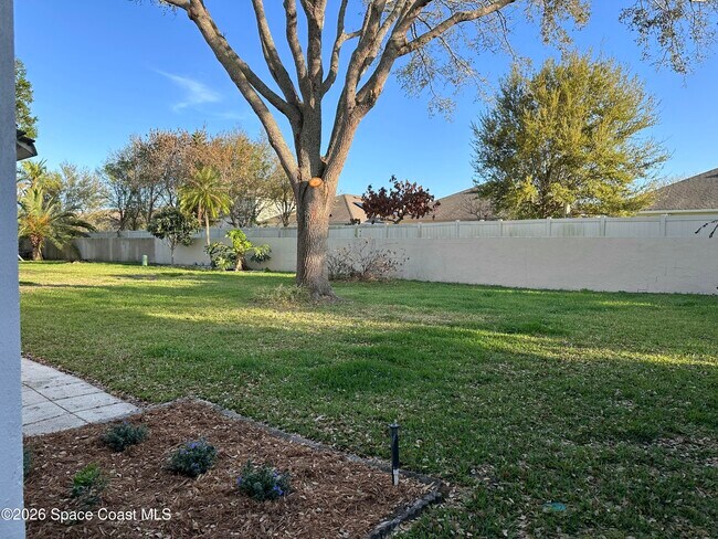 Building Photo - 976 S Fork Cir