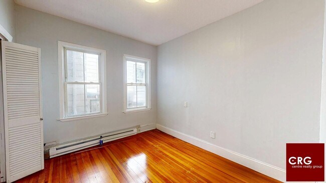 Building Photo - 19 Chilcott Pl