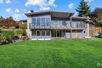 Building Photo - 9 Maple Ln