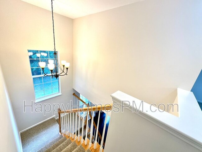 Building Photo - 5400 Greggs Landing