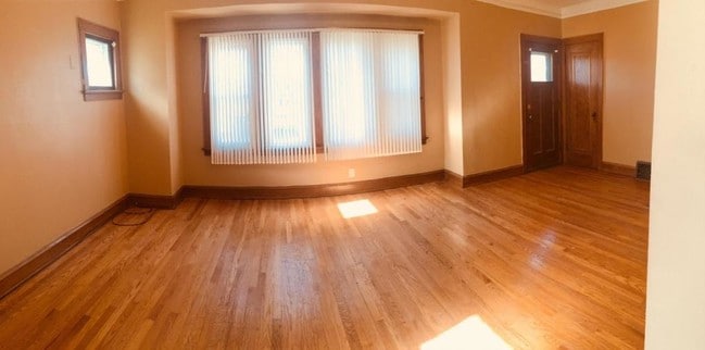 Building Photo - 3160 N 46th Street