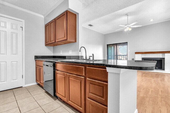 Building Photo - Where Comfort Meets Everyday Luxury!